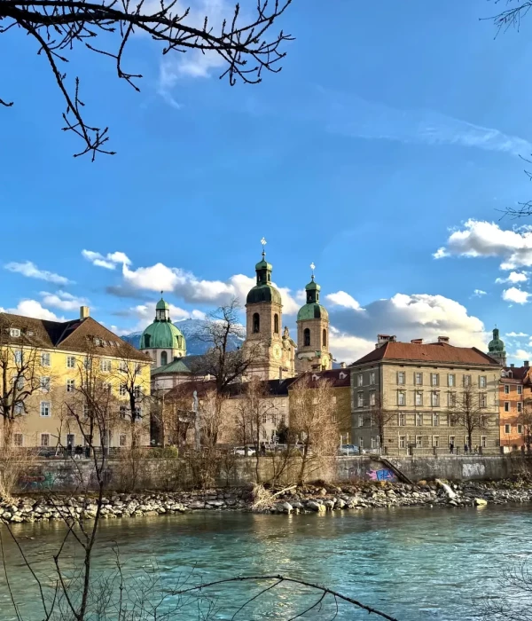 When is the best time to visit Innsbruck? 